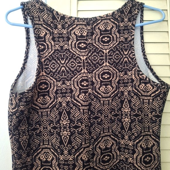Ambiance Apparel Black & Nude Large Aztec Geometric Summer Dress - Picture 5 of 10